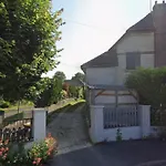 Maison Paisible A Senlis (Oise)